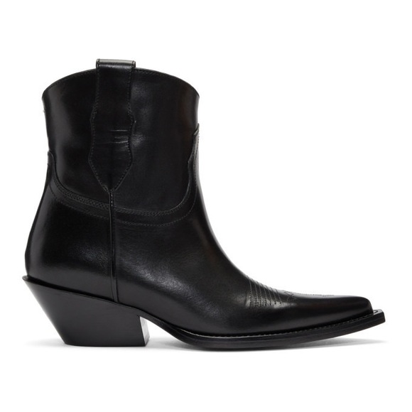 Maison Martin Margiela black cowboy boot. $1290
Size 38(8 US). - Picture 2 of 13